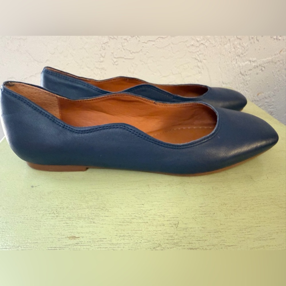 Lucky Brand Navy Leather Ballet Flats, Sz 7